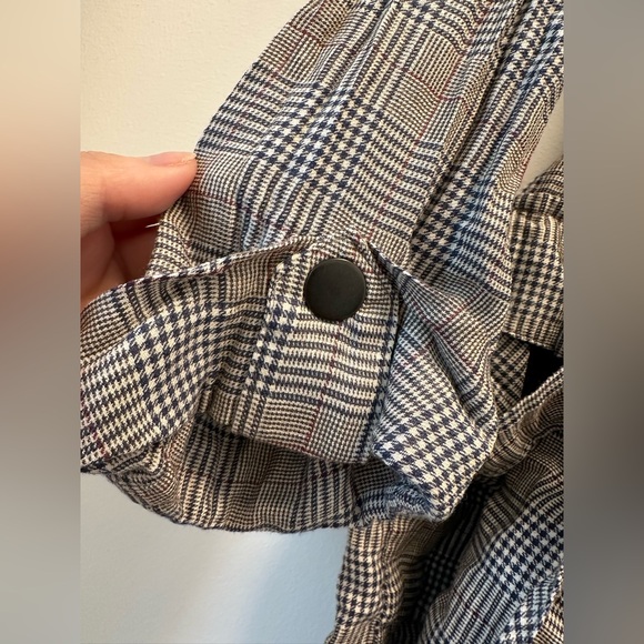 *SOLD* Zara Plaid Houndstooth Raincoat Trench Coat great condition - Picture 4 of 8